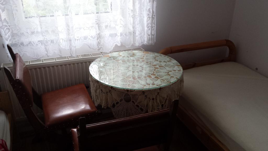 Pokoje W Uzdrowisku Przerzeczyn-Zdroj Habitación foto